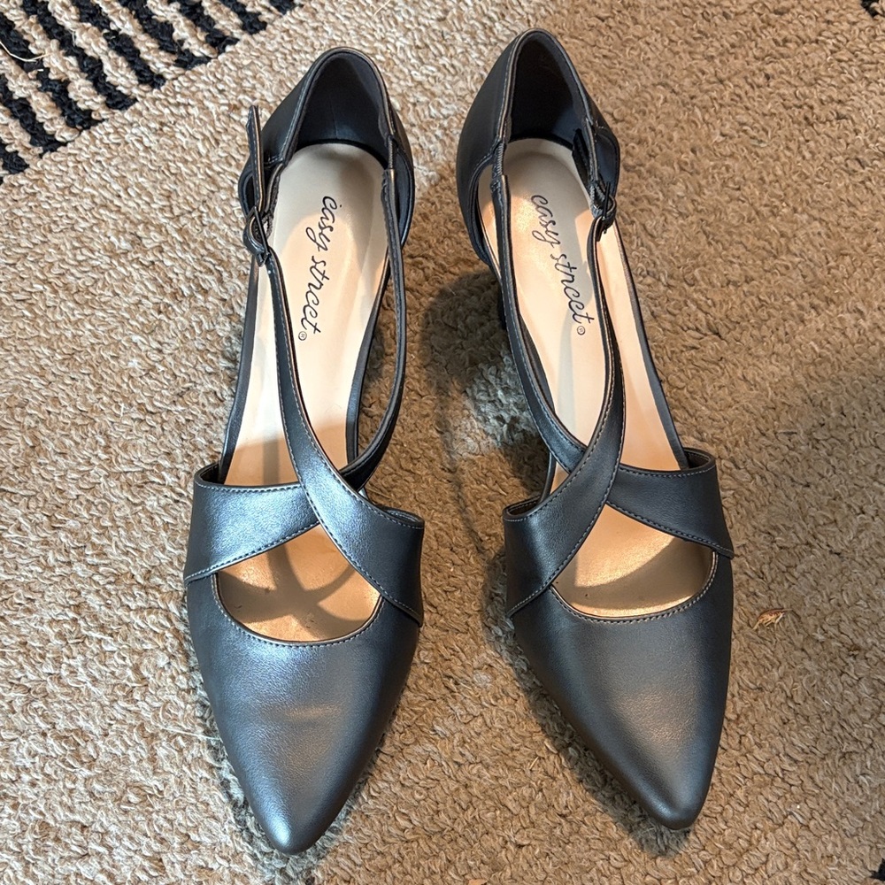 Easy Street Pointed Toe Heels